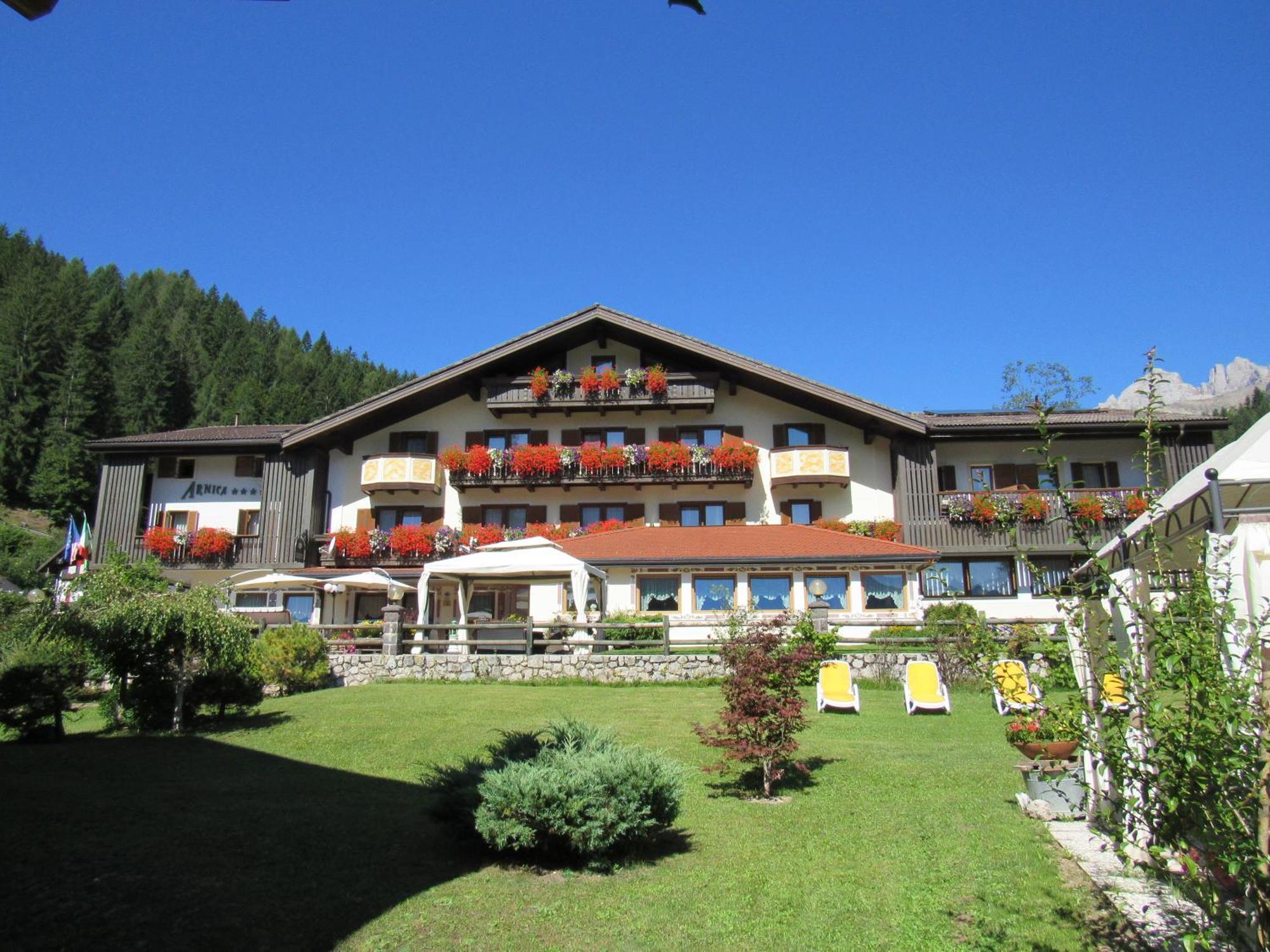 Park Hotel Arnica Falcade Exteriér fotografie